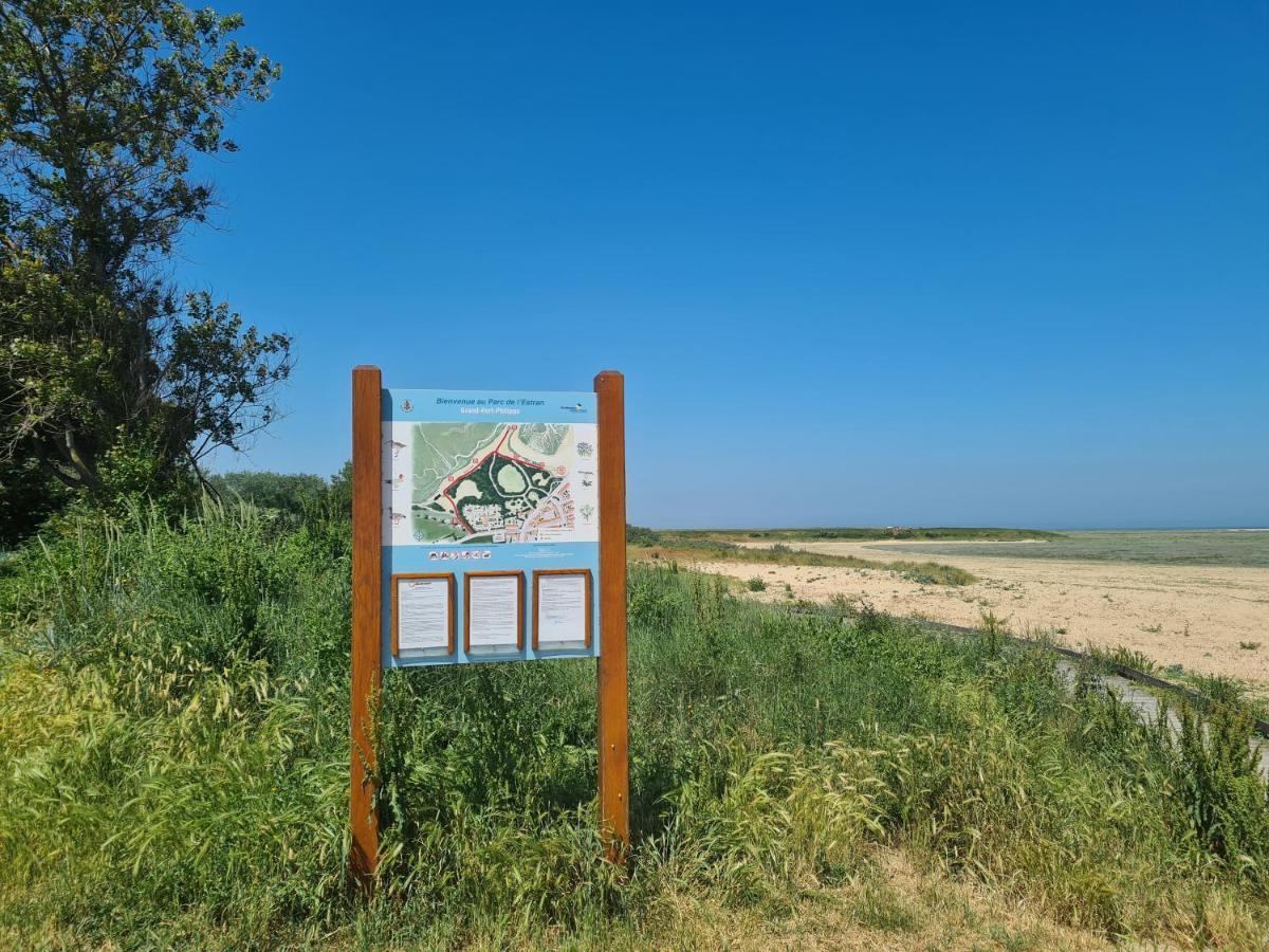 "Les Embruns" Maison Meublee, Proche De La Mer Grand-Fort-Philippe Exteriör bild